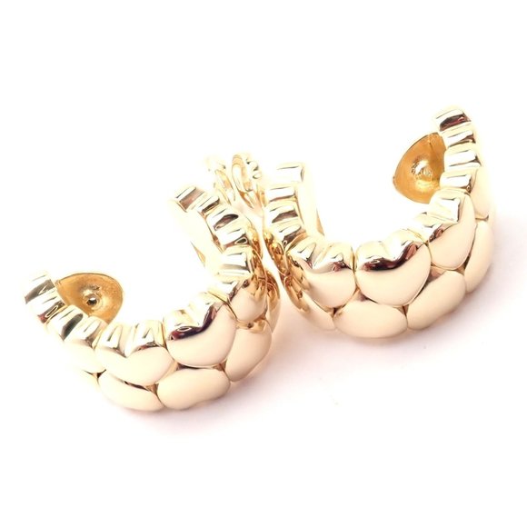 Authentic! Cartier 18k Yellow Gold Heart Shaped Hoop Earrings - Picture 3 of 11